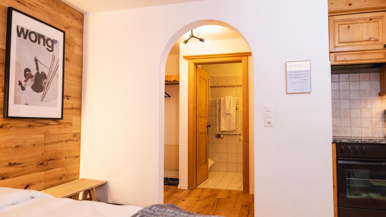 קלוסטר Wunderstay Alpine 16 Chic Studio Central Location מראה חיצוני תמונה